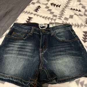 Indigo rein shorts size 5